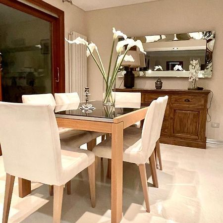 Double A Luxury Apartment ออลเบีย ภายนอก รูปภาพ